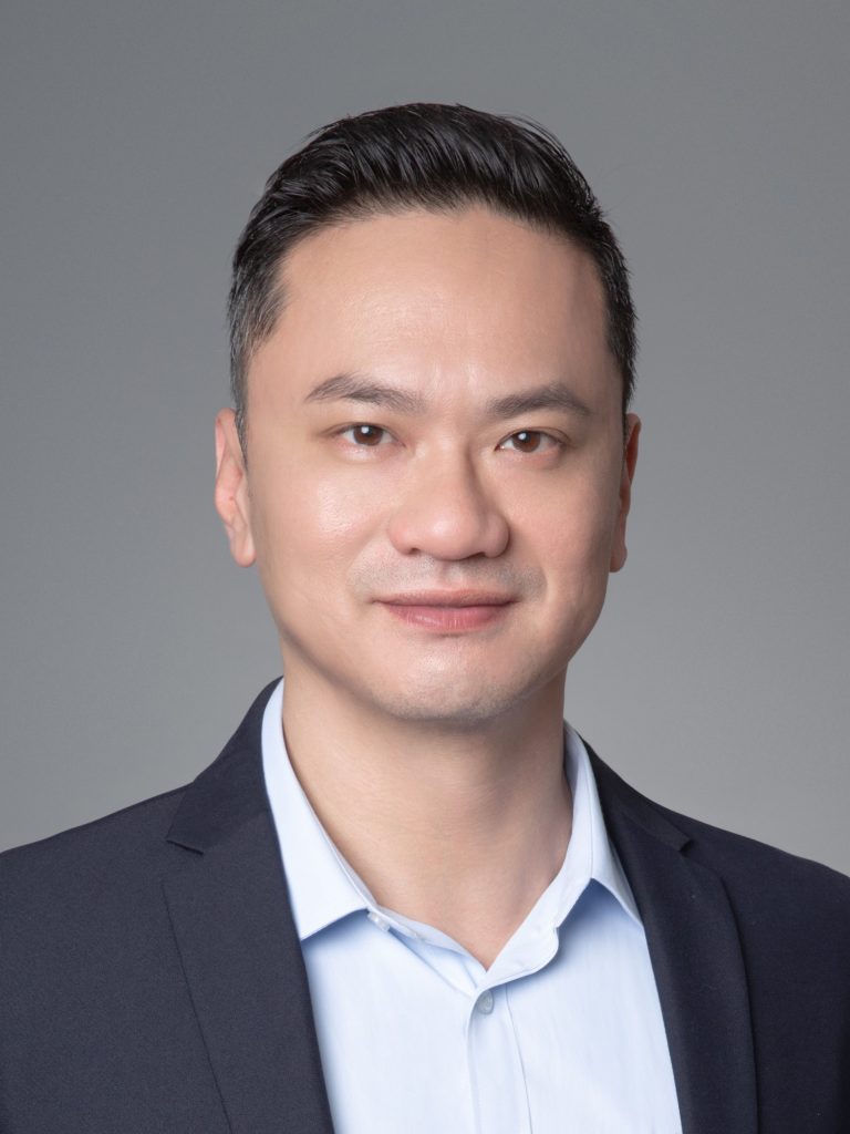 Ihr Ansprechpartner Tommy Sri im Bereich Bodensysteme